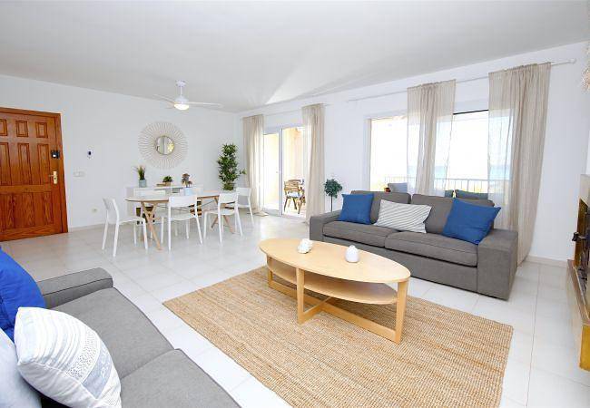 Ferienwohnung für 6 Personen, mit Balkon/Terrasse in Es Trenc - 2