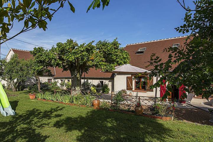 Casa rural para 9 personas, con terraza y jardín - 1