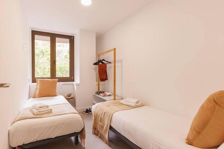 Ganze Wohnung, Bravissimo Turbau Entresol A, mit 3 Schlafzimmern in Girona, Gironès