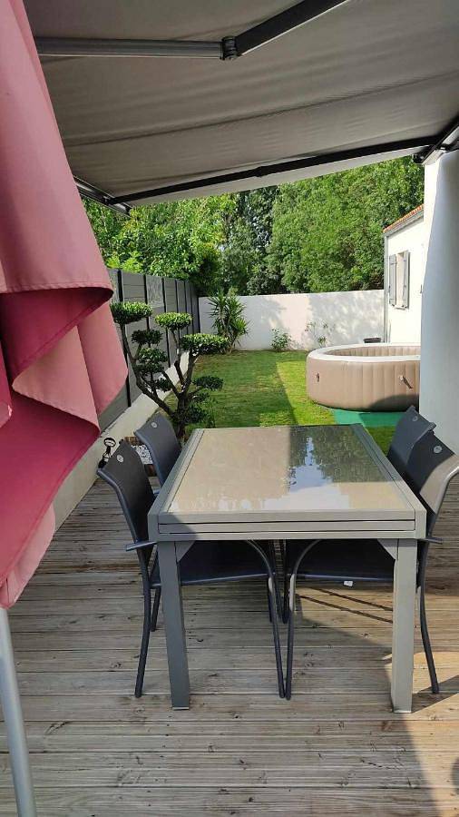 Maison de vacances pour 4 personnes, avec jacuzzi et jardin - 1