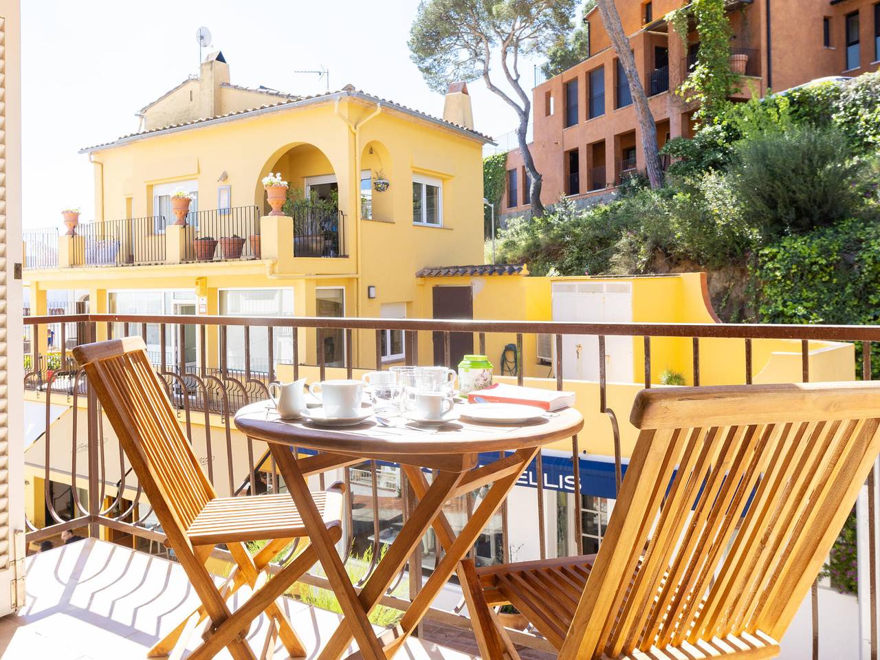 Apartamento entero, Apartamento con vista mar - Llafranc - 3 hab., 6 pers. in Llafranch, Palafrugell