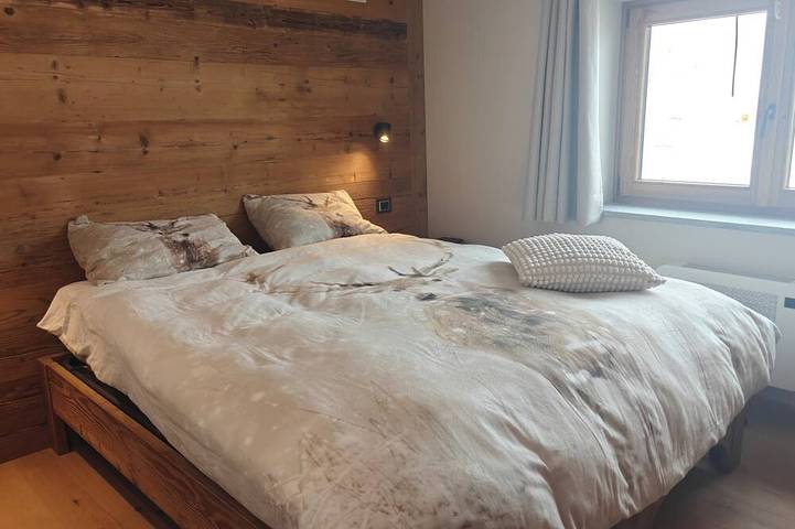 Ganze Wohnung, Villa Les Clochards - luxury Ski-in/out Matterhorn view 6 apartments 4-40 people in Cervinia, Valtournenche