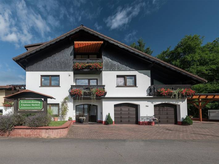 Ferienwohnung für 6 Personen, mit Terrasse und Garten in Mossautal