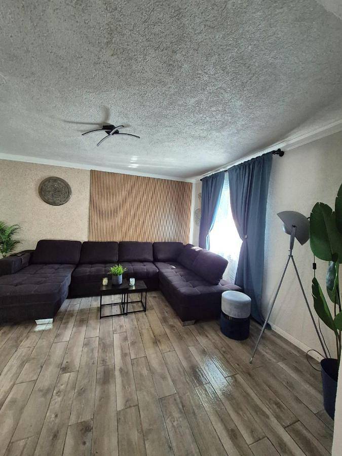 Ferienhaus für 9 Personen, mit Ausblick und Sauna sowie Balkon in Freilassing - 2