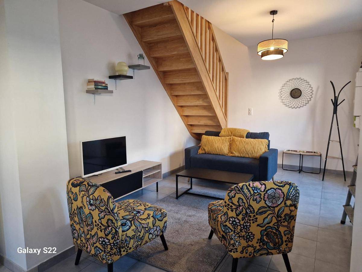 Appartement entier, Two-Bedroom Apartment with City View in Villers-Cotterêts, Aisne