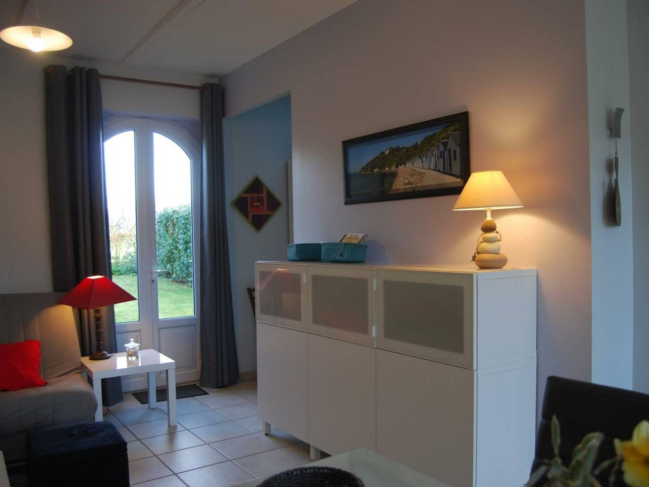 Studio entier, Découvrez la quiétude du Cotentin: charmant gîte équipé, jardin clos, proche dunes et îles Anglo-Normandes. in Baubigny, Côte de la Déroute