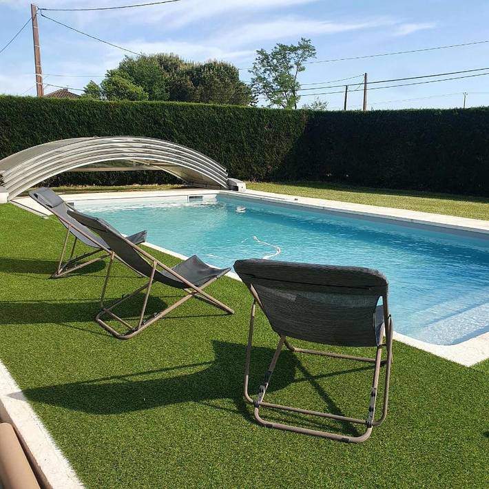 Location de vacances pour 2 personnes, avec vue ainsi que piscine et jardin à Saint-Nicolas-de-la-Grave - 2