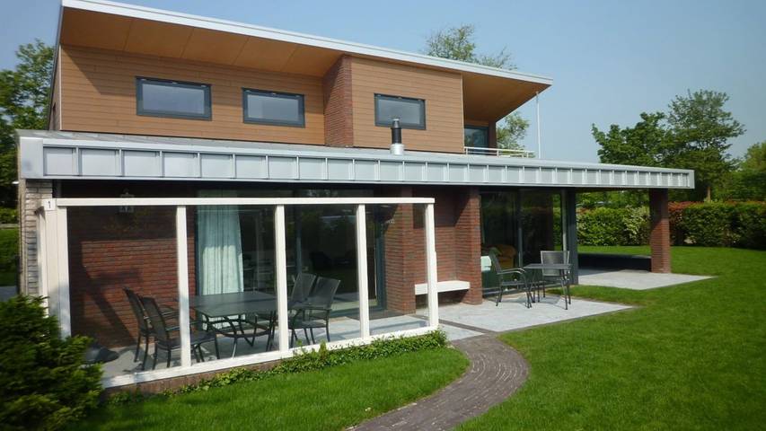 Villa voor 10 personen, met tuin in Kamperland