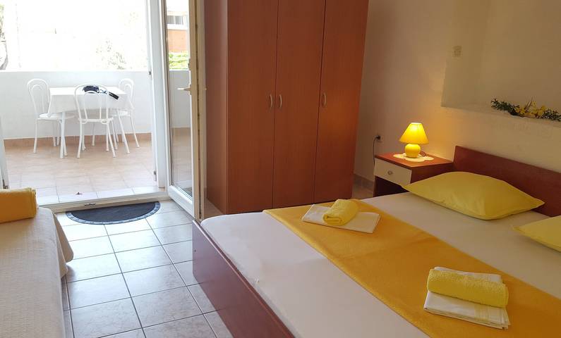 Apartament wakacyjny dla 3 osób, z balkon/ taras w Gradac