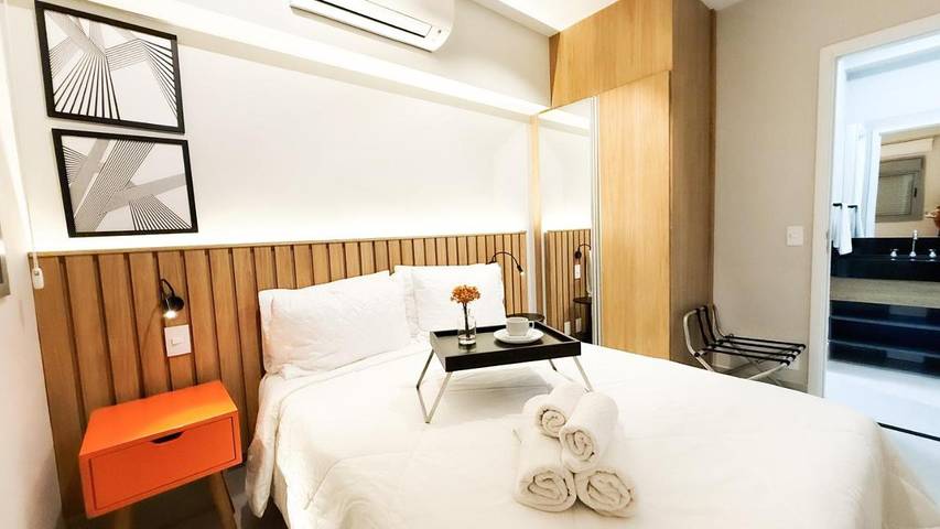 Casas e apartamentos de temporada para 3 pessoas, com vista e balcão e ainda piscina em Butantã