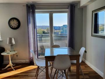 Vacation Rental for 4 Guests in Newcastle upon Tyne, North East England, Picture 2