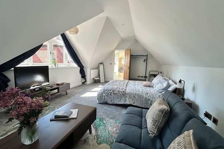 Bed and breakfast for 3 people in Oxfordshire