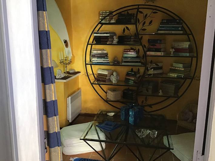 Location de vacances pour 3 personnes, avec jardin à Eygalières - 2