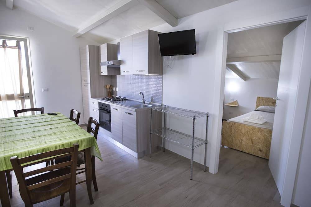 Villa Barletta Dachgeschosswohnung in Villa im ersten Stock Nummer 4 in Acate, Ragusa Provinz