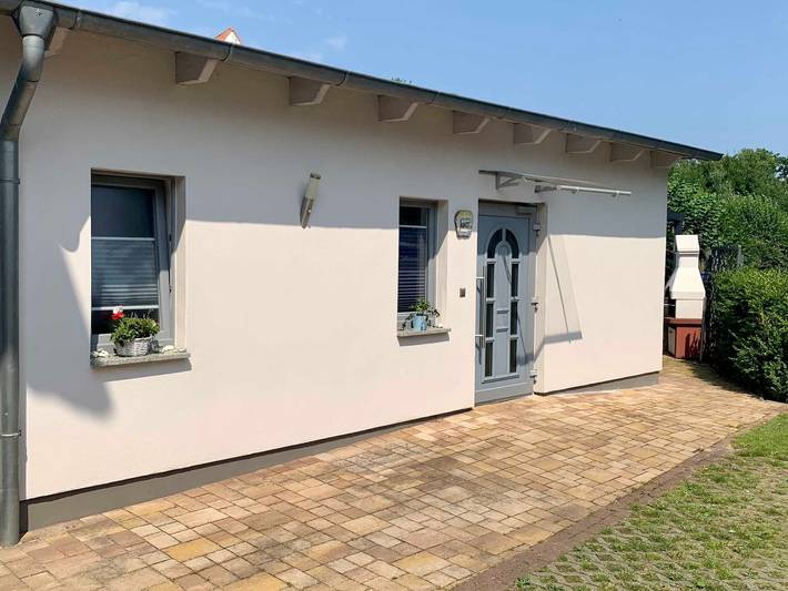 Ferienhaus für 2 Personen, mit Terrasse und Garten sowie Seeblick in Stralsund