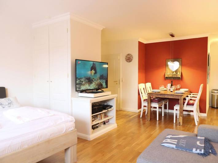 Ganze Wohnung, Zentrales First-Class-Appartement „Strandstraße 6“ für 3 Personen in Westerland in Westerland, Sylt (Gemeinde)