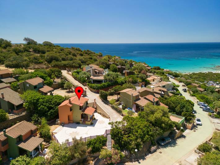 Location de vacances pour 6 personnes, avec terrasse et vue à Villasimius - 2