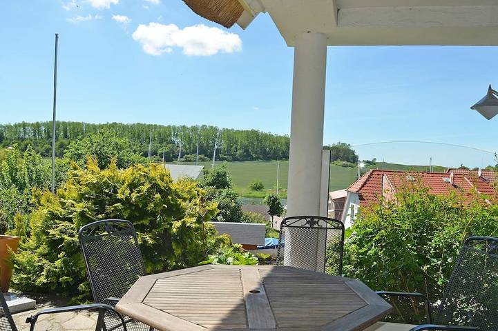 Ferienhaus für 4 Personen, mit Balkon und Garten sowie Sauna in Lancken-Granitz