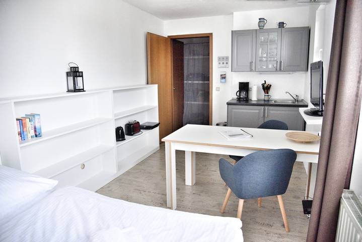 Holiday apartment for 2 people, with garden and balcony - 1