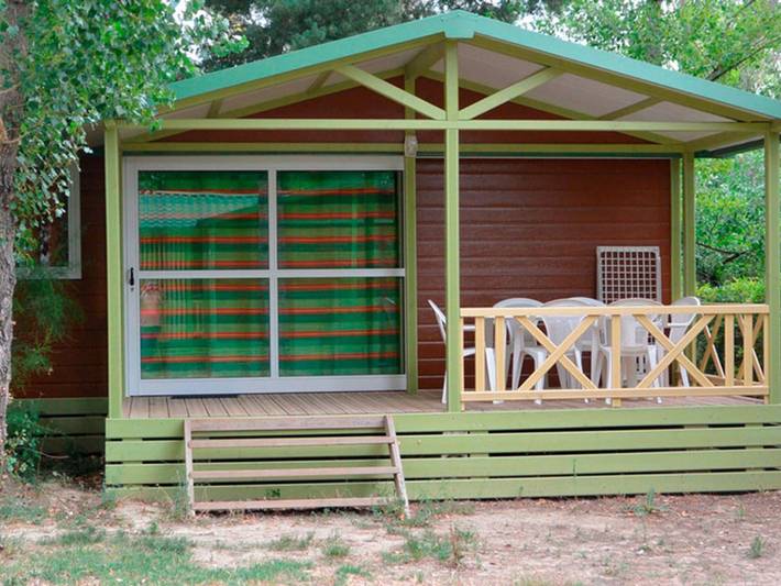 Gîte pour 6 personnes, avec piscine et terrasse à Collias