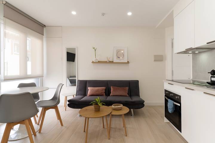 Entire studio, La Cala Home - Cala Sol – Bright Upper-Floor Studio Steps from the Beach in Playa de La Cala - El Torreón (Mijas), Mijas