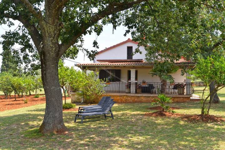 Ferienhaus für 4 Personen, mit Balkon/Terrasse und Terrasse in Rovinj - 3