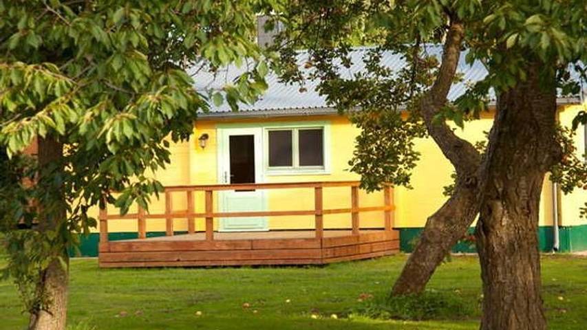 Ferienhaus für 4 Personen, mit Sauna und Ausblick sowie Terrasse und Garten - 1