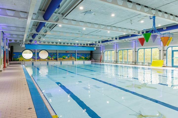 Vakantiehuis voor 4 personen, met balkon en zwembad - 1