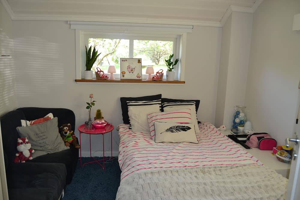 Kinderfreundliches Haus mit Jacuzzi in der Nähe der See, Meer, Natur und Stockholm in Nacka, Stockholmer Schärengarten