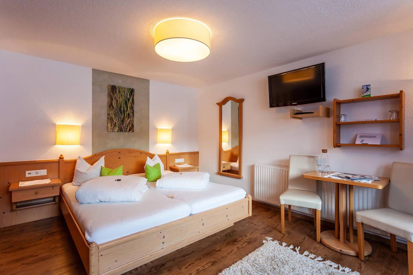 Ganze Ferienwohnung, Komfortdoppelzimmer "Typ 1" in Obergurgl, Ötztaler Alpen