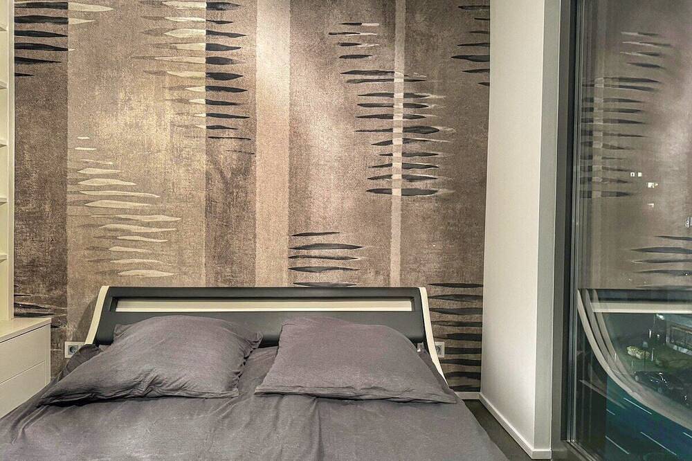 Ganze Wohnung, Luxus 4 Zimmer Apartment mit Balkon in Wuppertal, Bergisches Land