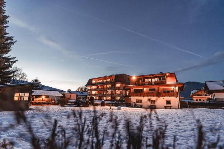 Hotel für 2 Personen, mit Sauna und Pool sowie Whirlpool und Garten, kinderfreundlich - 1