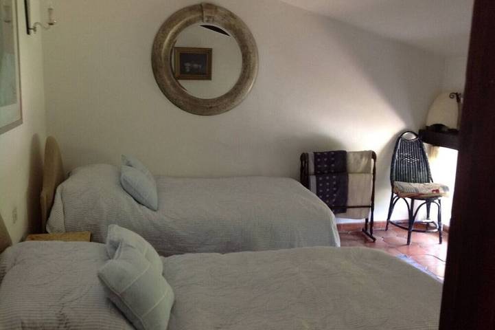 6: Wonderful old farmhouse 5 minutes from the medieval village of Seillans. in Seillans, Région de Draguignan