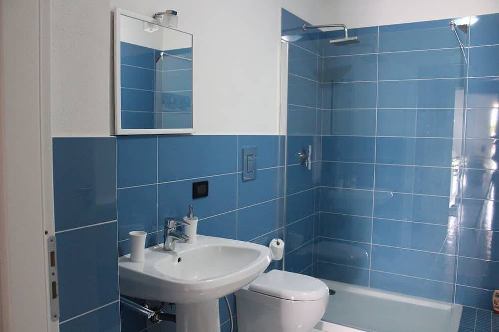 Ganze Wohnung, Villa-Wohnung mit Blick auf den Golf von Castellammare. in Partinico, Palermo Provinz