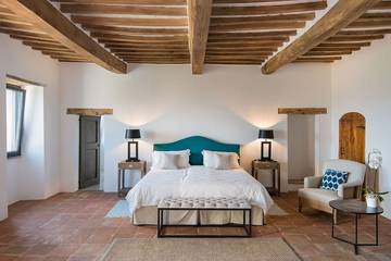 Villa for 20 People in Perugia, Perugia Province, Photo 2