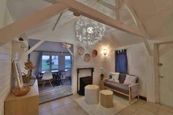 Gîte pour 2 personnes, avec jardin et vue à Rimou