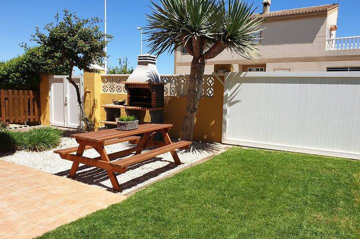 Chalet für 10 Personen, mit Terrasse und Garten sowie Whirlpool, mit Haustier