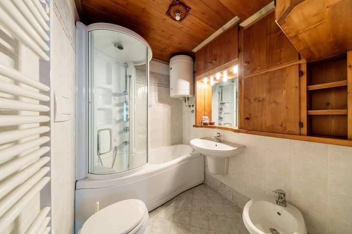 Ganze Wohnung, Central Apartment for 3 with Parking Near Corso Italia in Cortina d'Ampezzo, Dolomiti Superski