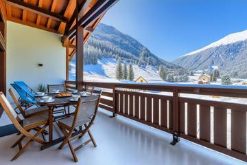 Gîte pour 6 personnes, avec terrasse et piscine à Vallorcine