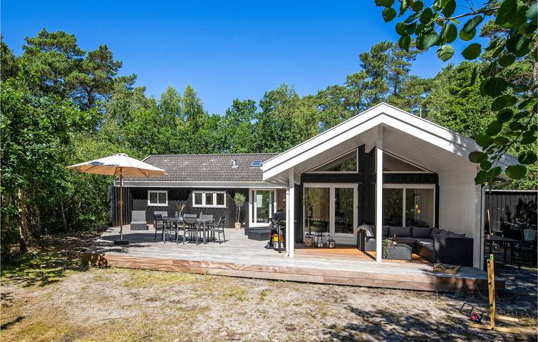 Feriehus for 8 personer med jacuzzi in Dueodde, Bornholm