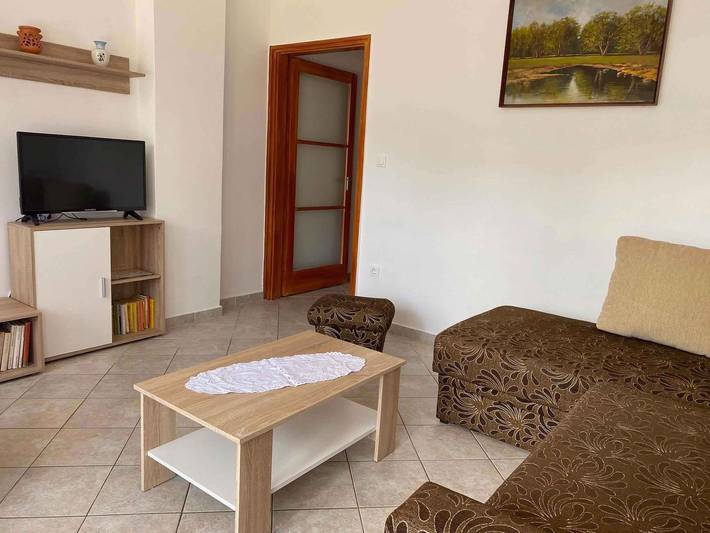 Ferienhaus nur 180 m vom Strand in Balatonmariafürdö, Plattensee Südufer