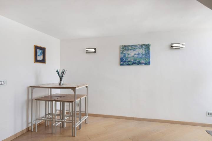 Entire apartment, Smart Loft Apartment with Private Terrace, Wi-Fi, and Air Conditioning in Rome, Rome Province
