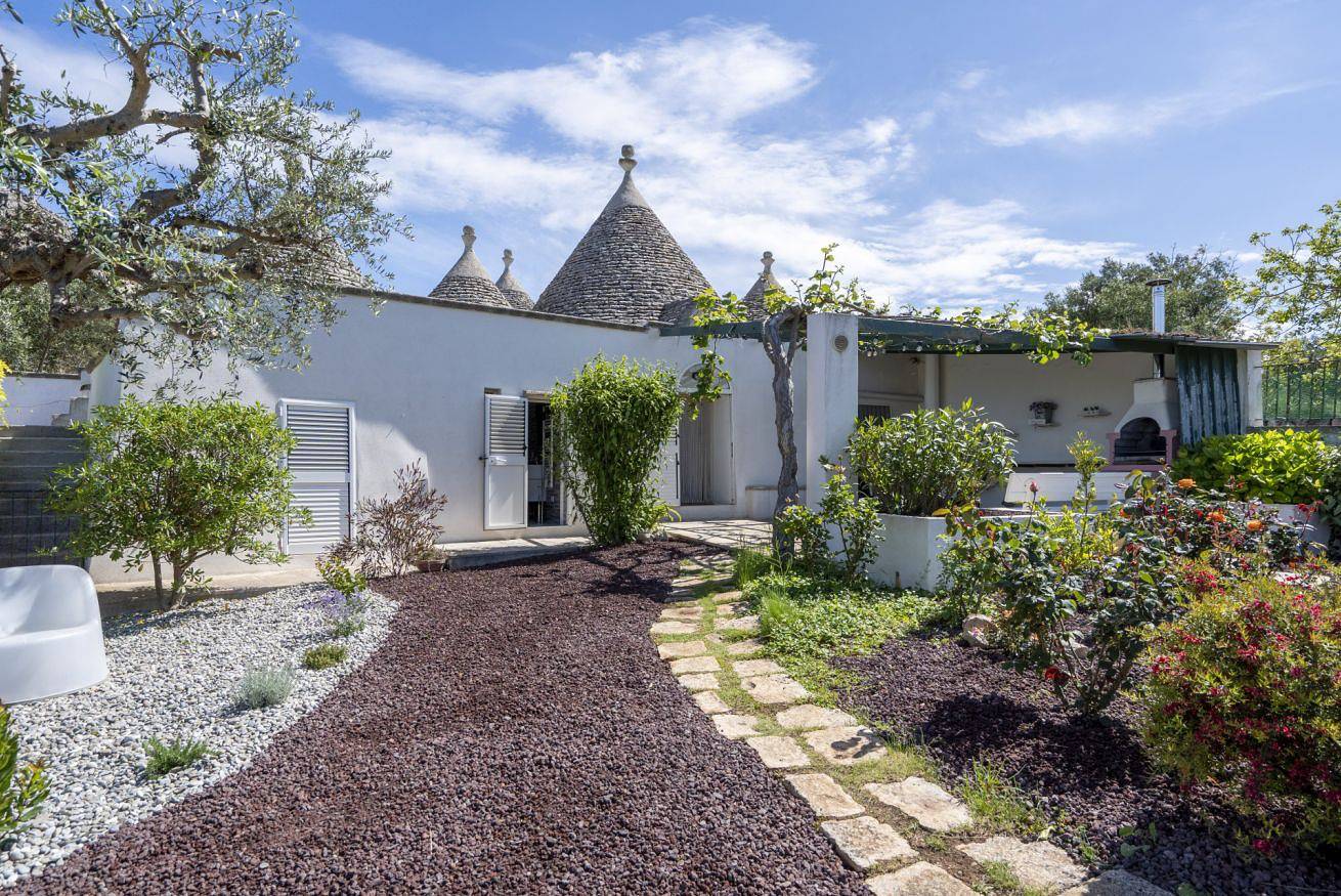 Appartamento intero, Trullo Grecla con piscina e parcheggio in Martina Franca, Provincia di Taranto