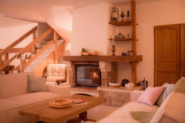 Chambre d’hôte pour 4 personnes, avec jardin et terrasse, adapté aux familles à Saint-Bonnet-en-Champsaur - 2