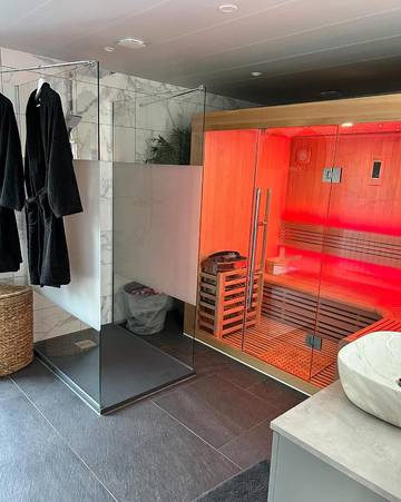 Gîte pour 2 personnes, avec sauna et jacuzzi ainsi que jardin et terrasse dans Parc naturel régional Scarpe-Escaut
