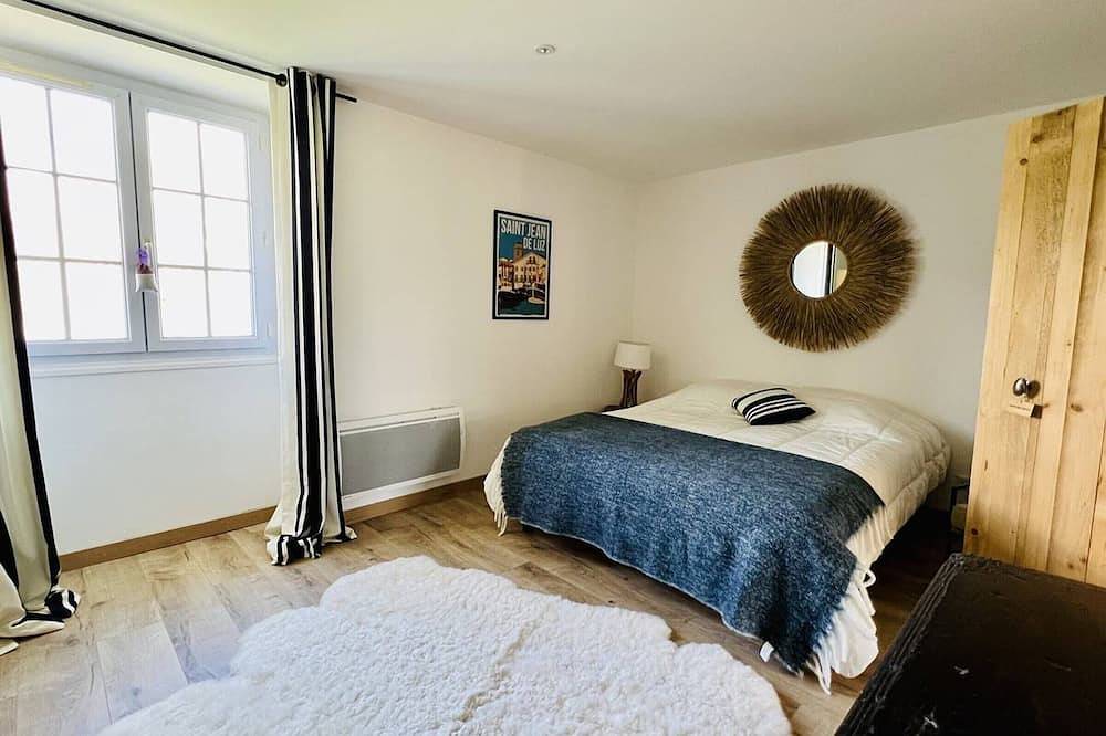 Large Basque house 14 pers, pool, game room, internet, charging station in Hasparren, Bayonne region