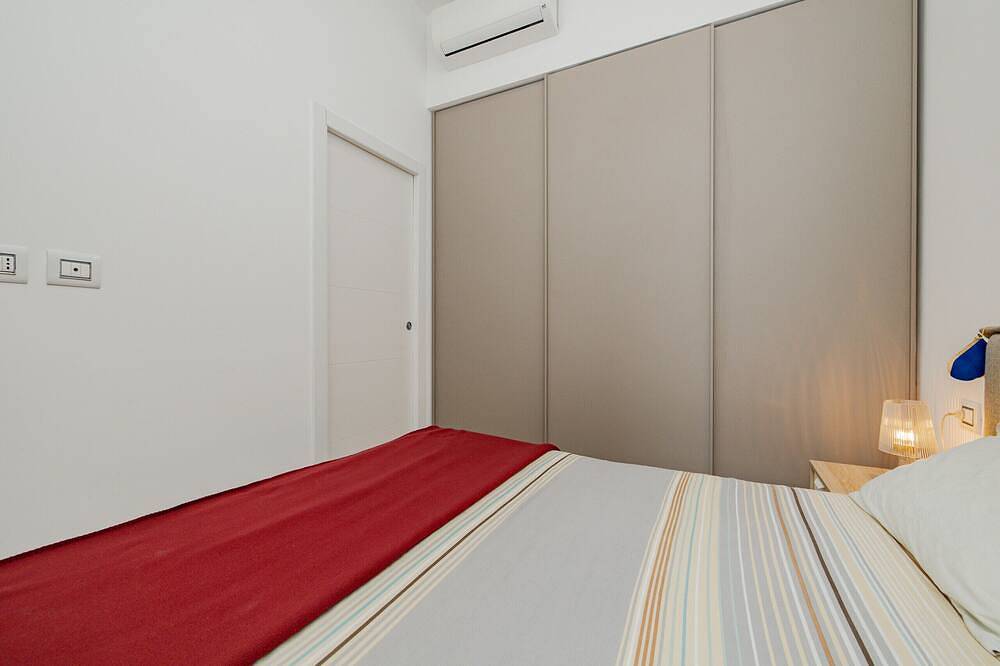 Apartamento entero, Bnbest Design Isola 4 pax in Milán, Provincia de Milan