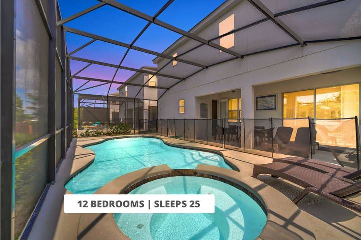 Feriehus for 26 personer, med badebasseng, dyr tillatt i Kissimmee