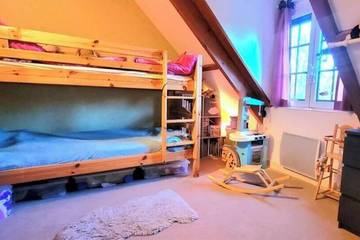 Gîte pour 8 personnes à Saint-Fargeau-Ponthierry