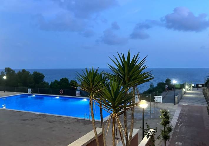 Location de vacances pour 8 personnes, avec bassin pour enfant et jardin, adapté aux familles à Salou